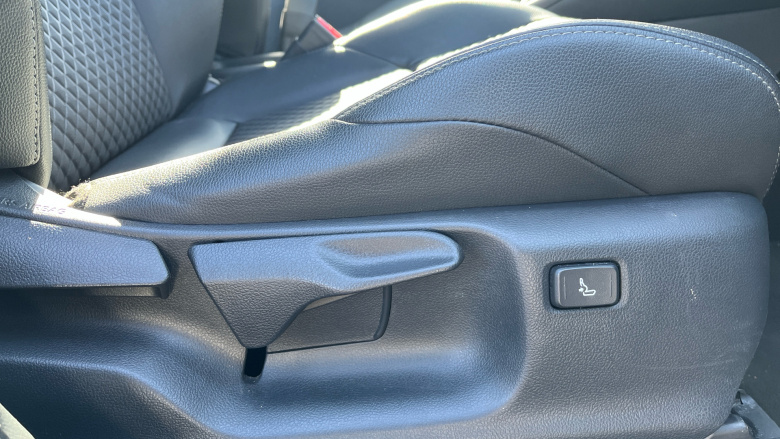 Toyota Yaris 1.5 Hybrid Excel 5dr CVT Hybrid Hatchback